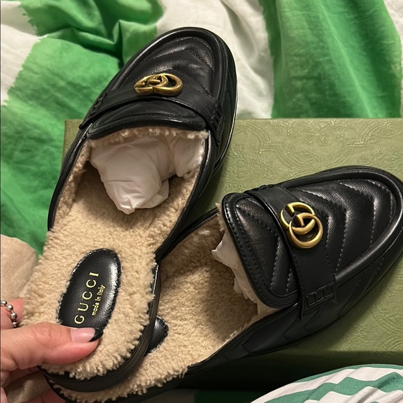 Gucci Black and Gold Leather Mules with Plush Lining size 6 - Picture 1 of 4